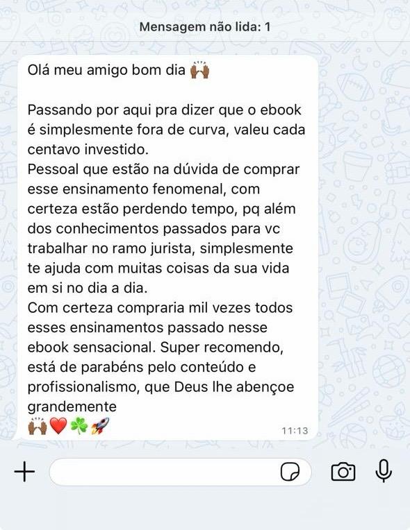 Print de mensagem em que um comprador elogia e recomenda o ebook.